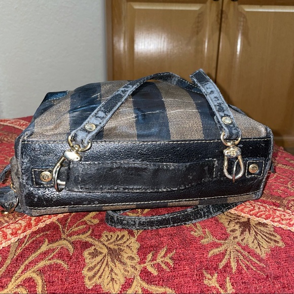 SOLD Authentic Vintage FENDI Stripped Bag & Coin purse - Picture 3 of 4